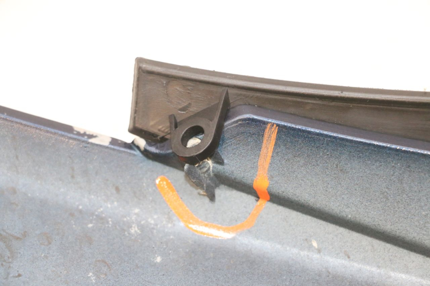 photo de FACE AVANT INFERIEUR PIAGGIO MP3 RL 250 (2007 - 2010) - Détails caractéristiques