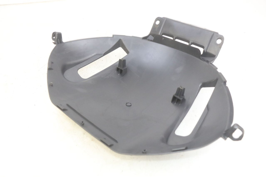 photo de FACE AVANT INTERIEUR SUZUKI BURGMAN 650 (2002 - 2004)
