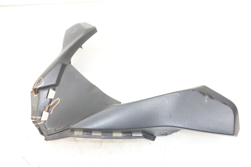 photo de FACE AVANT INTERIEUR YAMAHA XMAX X-MAX ABS 125 (2017 - 2020)