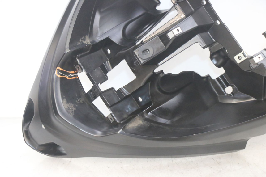 photo de FACE AVANT PIAGGIO MP3 HPE 300 (2019 - 2026) - État de surface