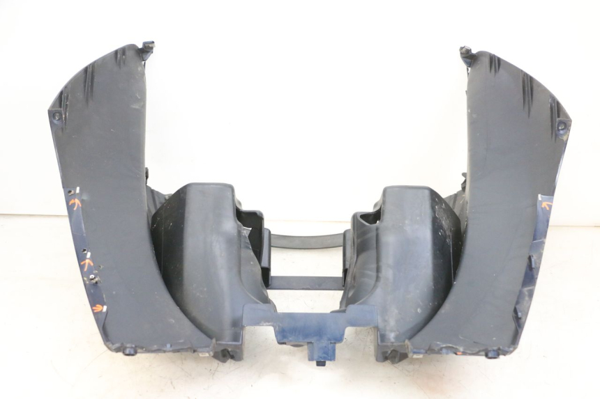 photo de FACE AVANT PIAGGIO MP3 RL 250 (2007 - 2010) - Marquages et références