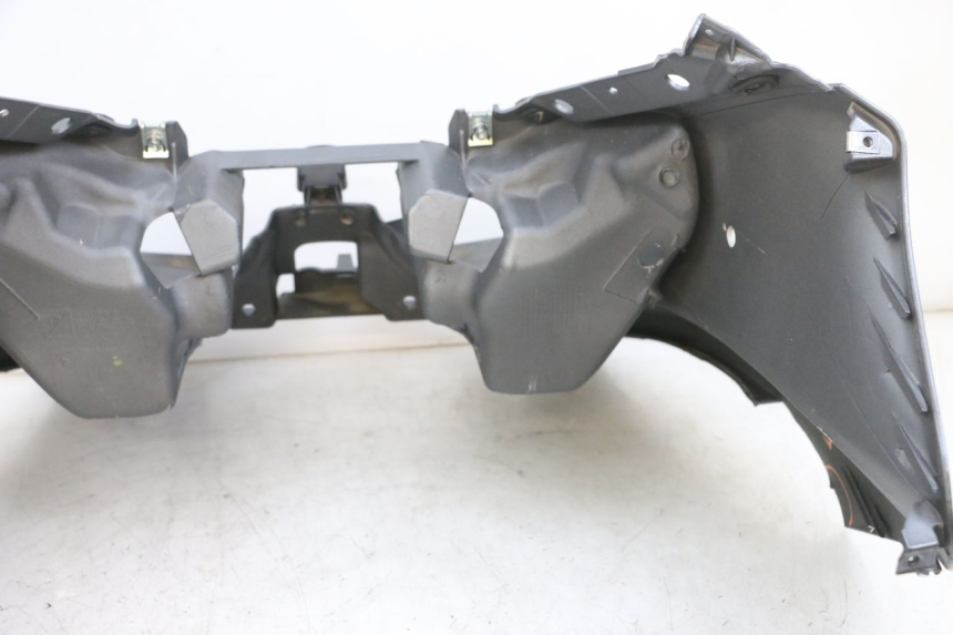 photo de FACE AVANT PIAGGIO MP3 500 (2016 - 2018) - Vue rapprochée