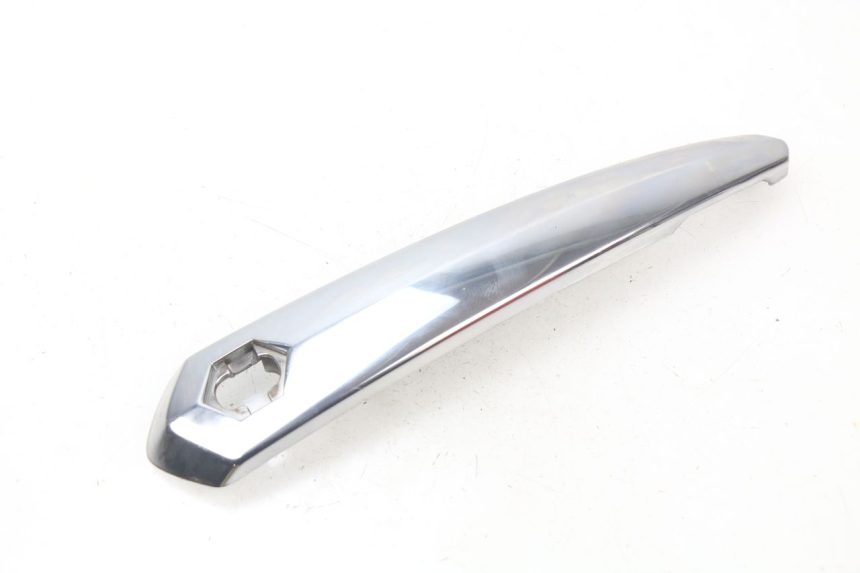 photo de FACE AVANT SUPERIEUR  PIAGGIO BEVERLY 500 (2003 - 2007)