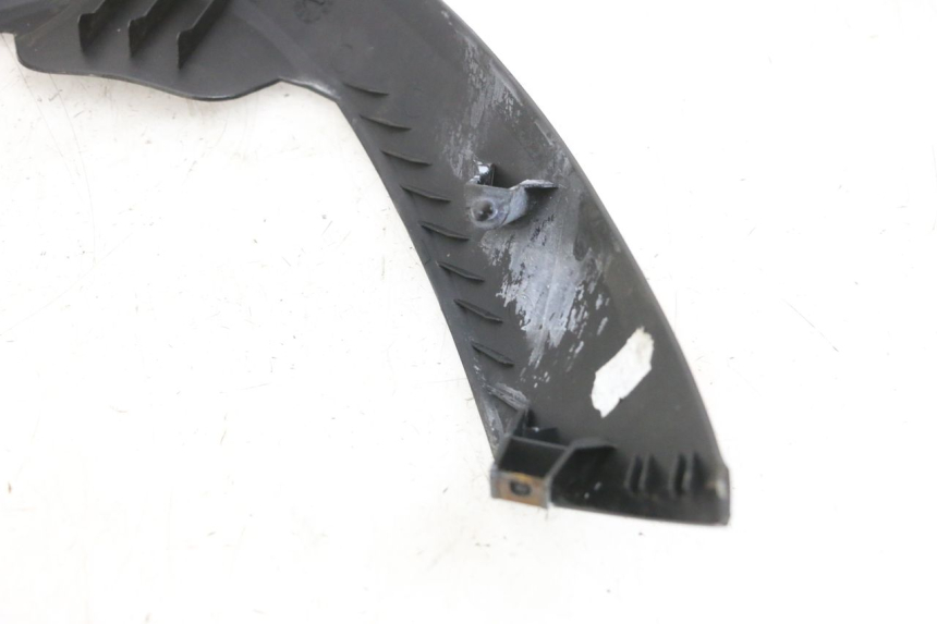 photo de FACE AVANT SUPERIEUR  SUZUKI BURGMAN 125 (2007 - 2014) - Autre angle de vue