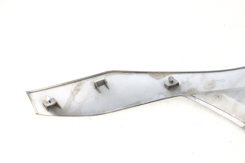 photo de FACE AVANT SUPERIEUR PIAGGIO MP3 125 (2006 - 2014)