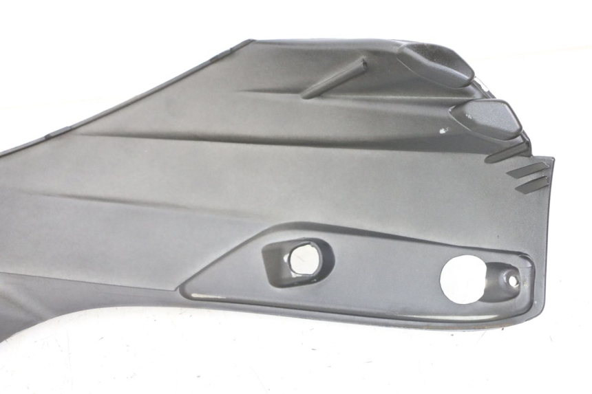 photo de FACE AVANT SUPERIEUR PIAGGIO XEVO - X EVO 125 (2007 - 2016)
