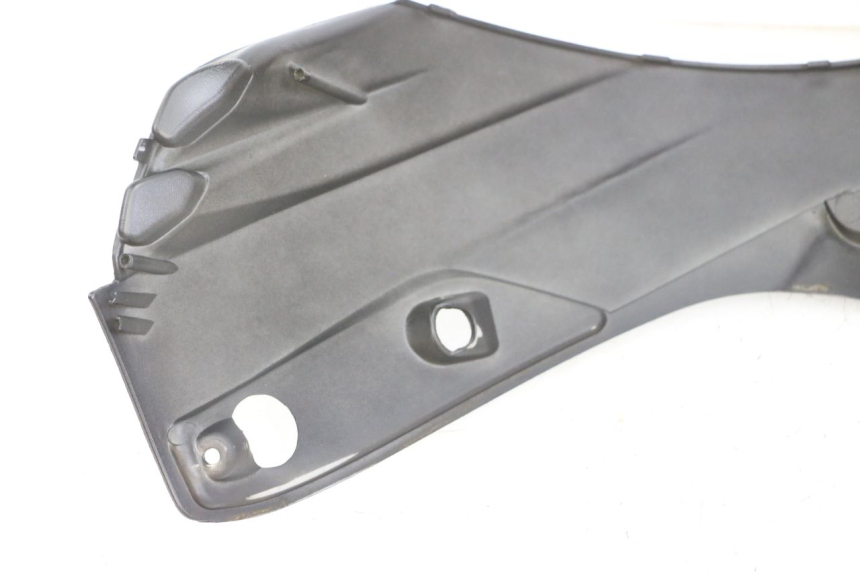 photo de FACE AVANT SUPERIEUR PIAGGIO XEVO - X EVO 125 (2007 - 2016)