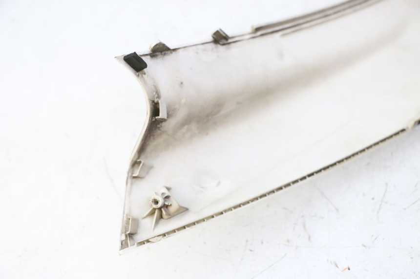 photo de FACE AVANT SUPERIEUR PEUGEOT SATELIS 125 (2010 - 2012)