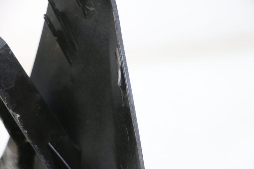 photo de FACE AVANT SUPERIEUR  SUZUKI BURGMAN 125 (2015 - 2017)