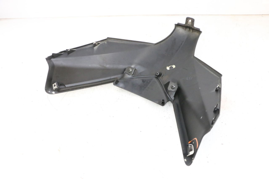 photo de FACE AVANT SUPERIEUR YAMAHA X-MAX XMAX 125 (2010 - 2013) - Gros plan technique