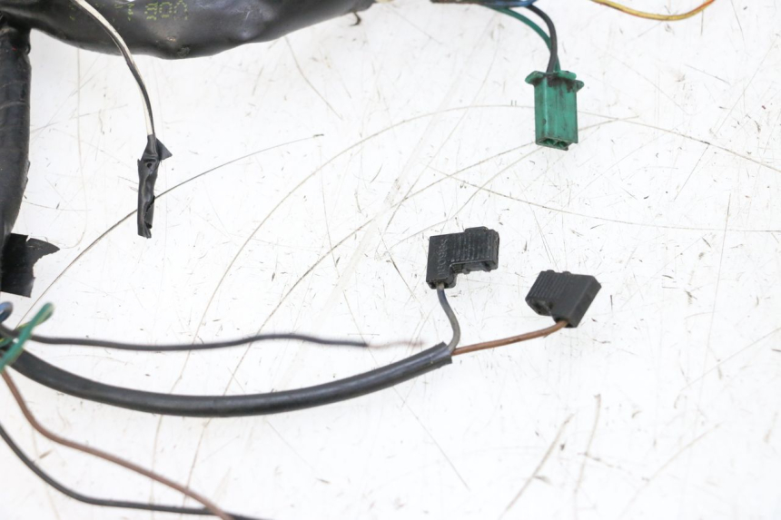 photo de FAISCEAU MBK BOOSTER SPIRIT NAKED 50 (2004 - 2017) - Marquages et références