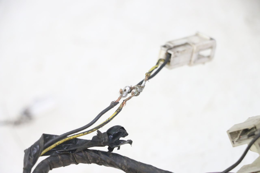 photo de FAISCEAU PIAGGIO IE MP3 YOURBAN 300 (2011 - 2016)