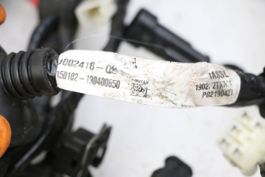 photo de FAISCEAU PIAGGIO MP3 HPE 350 (2018 - 2020) - État de surface