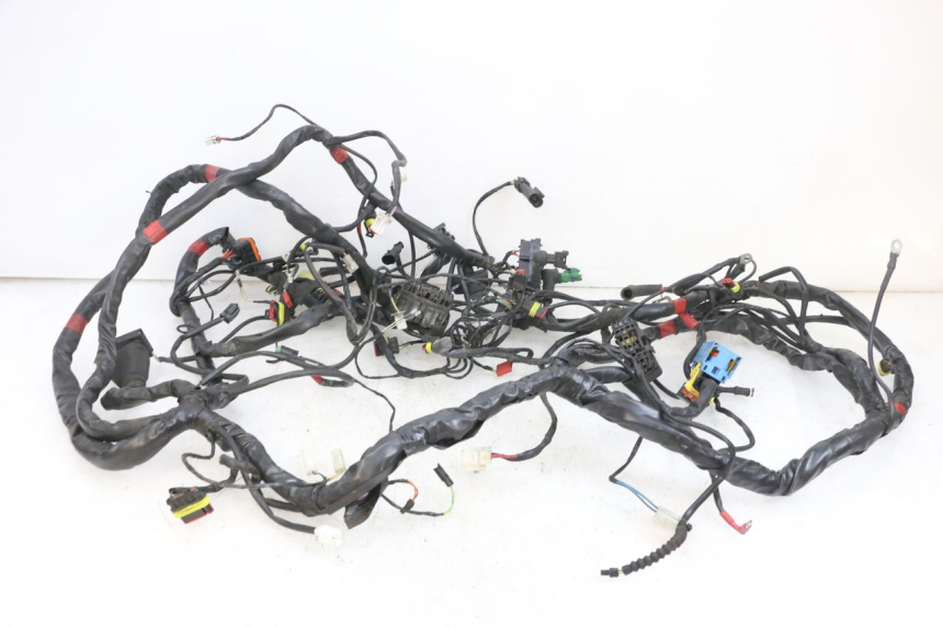 photo de FAISCEAU PIAGGIO MP3 500 (2016 - 2018) - Marquages et références