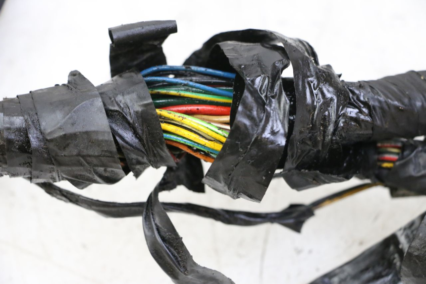 photo de FAISCEAU PEUGEOT SATELIS COMPRESSOR K15 125 (2006 - 2009)