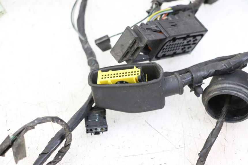 photo de FAISCEAU PEUGEOT SATELIS COMPRESSOR K15 125 (2006 - 2009)