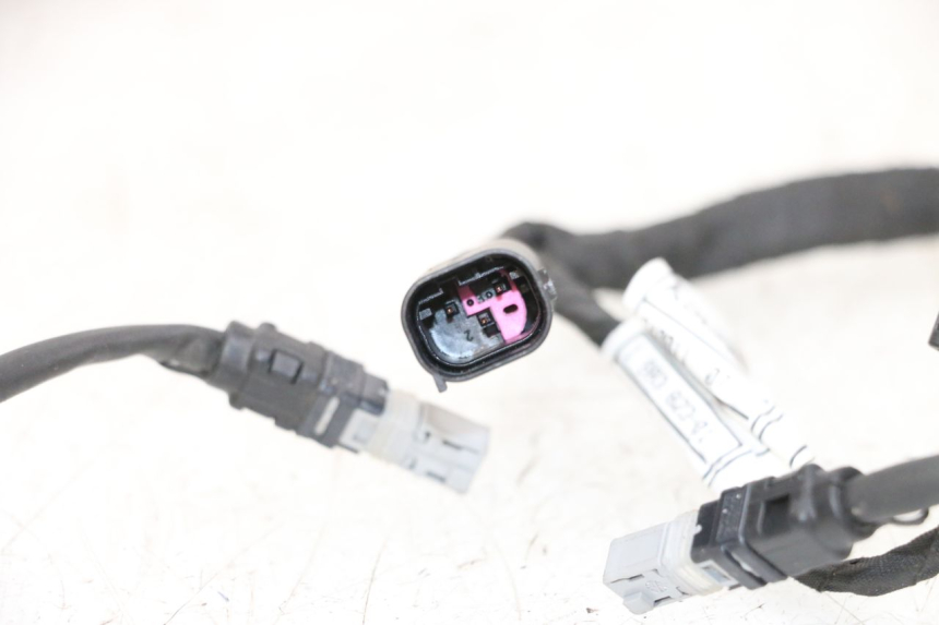 photo de FAISCEAU PHARE BMW R GS 1250 (2021 - 2024) - Points de fixation