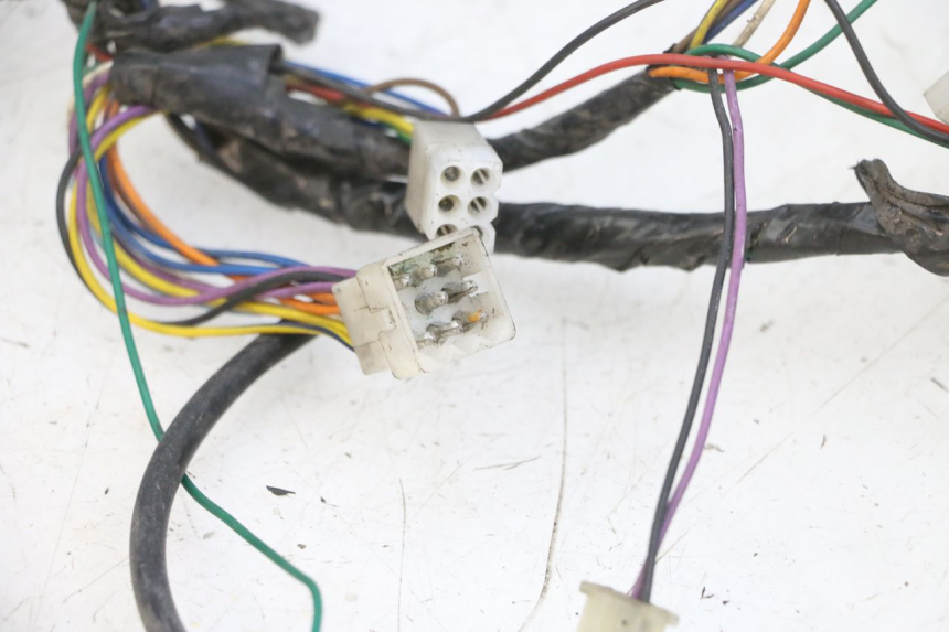 photo de FAISCEAU PEUGEOT VIVACITY 100 (1999 - 2008) - Points de fixation