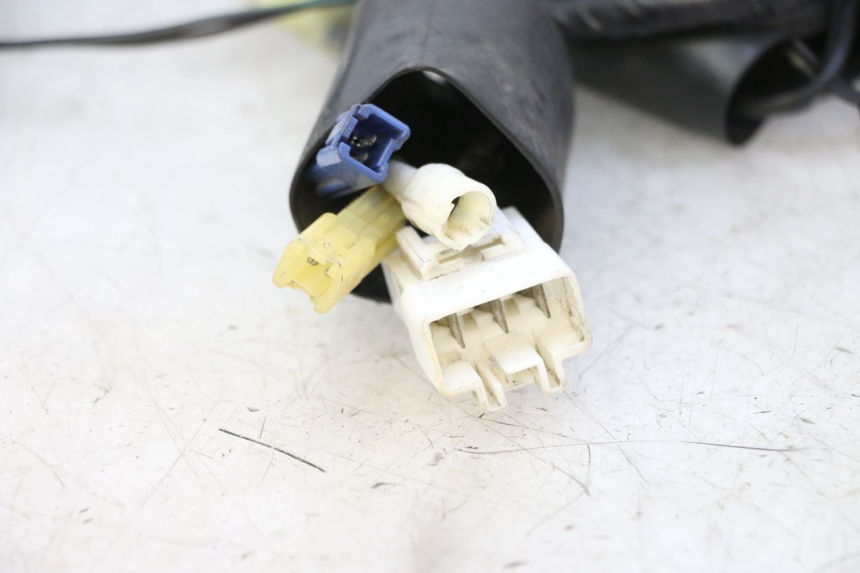 photo de FAISCEAU YAMAHA XJ6 ABS 600 (2008 - 2016)