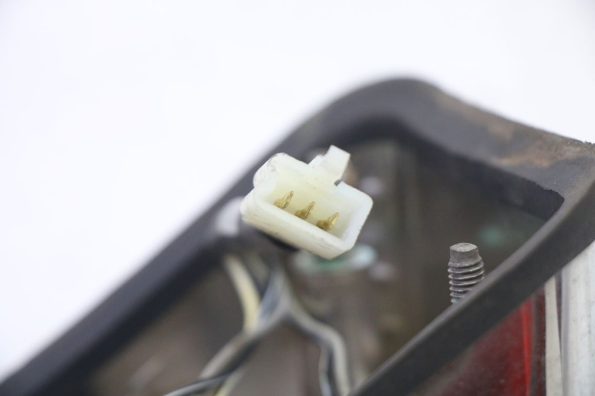 photo de FEU ARRIERE HYOSUNG GV AQUILA 125 (2000 - 2004)