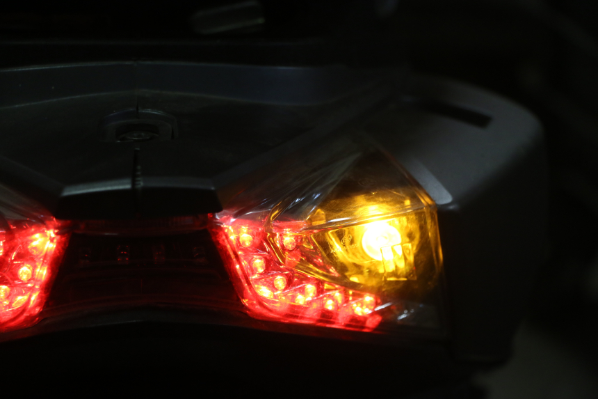 photo de FEU ARRIERE MOTRON BREEZY 4T 50 (2021 - 2025)