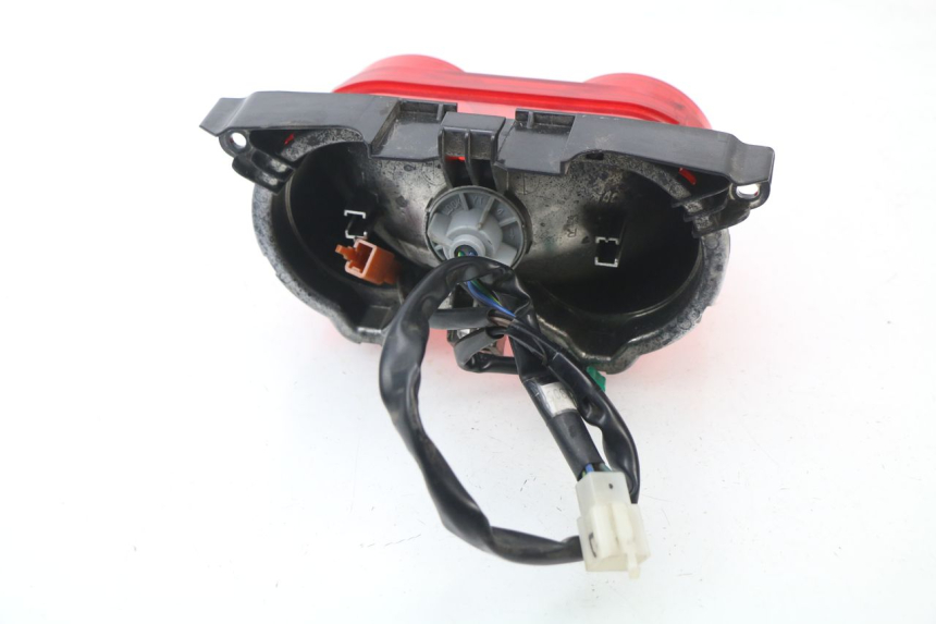 photo de FEU ARRIERE YAMAHA BW'S BWS 125 (2010 - 2013)