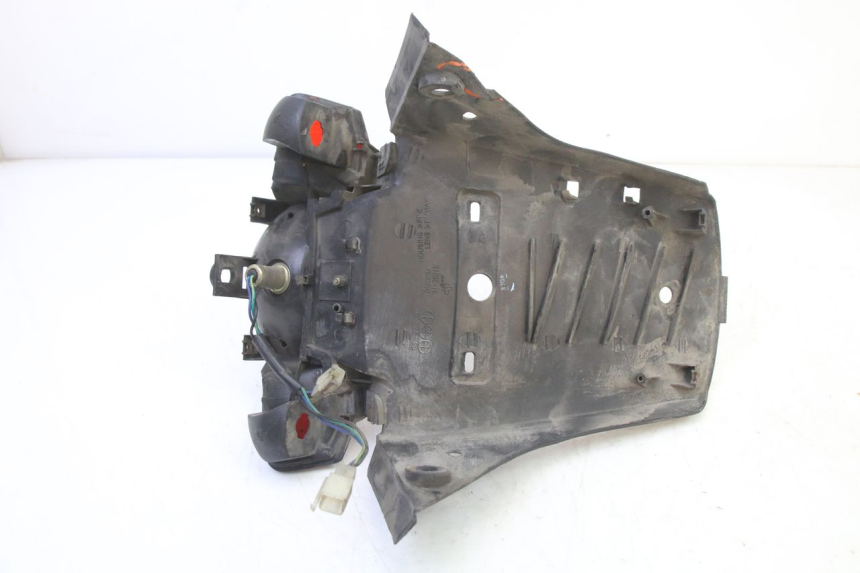 photo de FEU ARRIERE YAMAHA BW'S 100 (1999 - 2002)