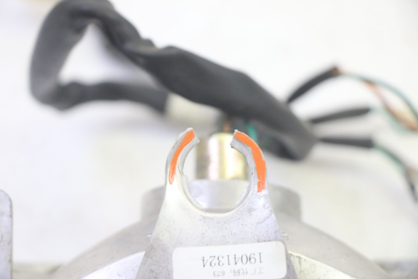 photo de FEU ARRIERE SYM CROX 4T 50 (2016 - 2023) - Points de fixation