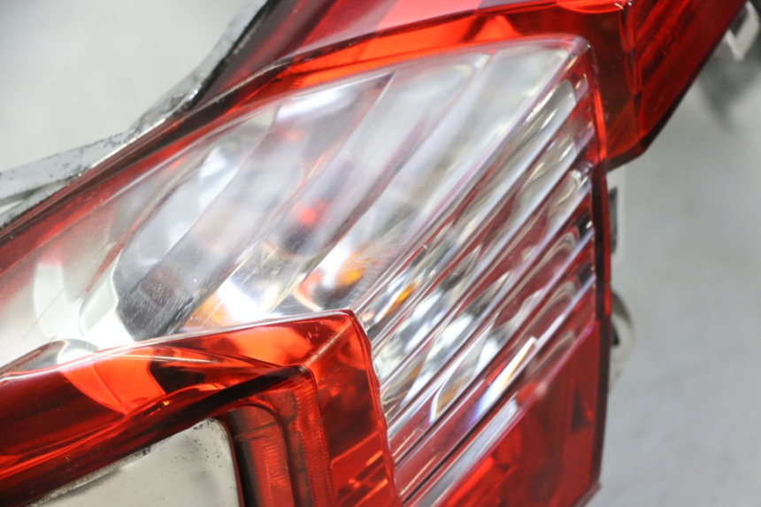 photo de FEU ARRIERE KYMCO DINK STREET 125 (2009 - 2014)