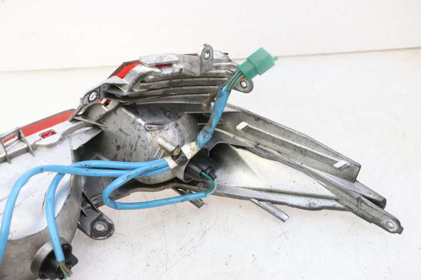 photo de FEU ARRIERE KYMCO DINK STREET 125 (2009 - 2014)