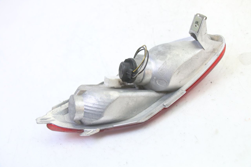 photo de FEU ARRIERE DROIT PIAGGIO MP3 LT 300 (2010 - 2016)
