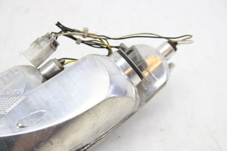 photo de FEU ARRIERE DROIT PIAGGIO MP3 125 (2006 - 2014)