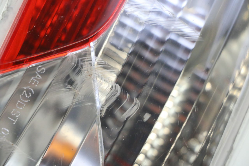 photo de FEU ARRIERE DROIT PIAGGIO MP3 RL 250 (2007 - 2010)