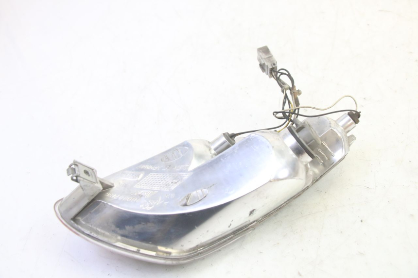 photo de FEU ARRIERE DROIT PIAGGIO MP3 RL 250 (2007 - 2010)