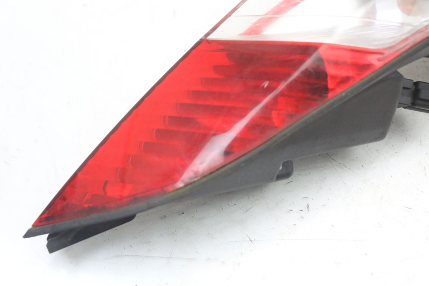 photo de FEU ARRIERE DROIT PEUGEOT SATELIS 125 (2010 - 2012)