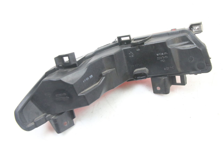 photo de FEU ARRIERE DROIT PIAGGIO MP3 500 (2014 - 2016)