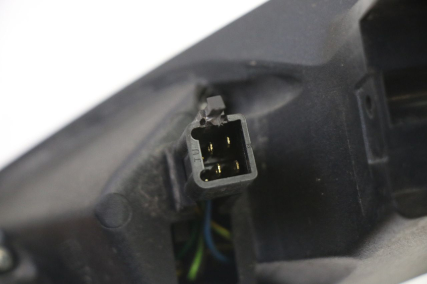 photo de FEU ARRIERE DROIT PEUGEOT SATELIS 250 (2006 - 2012)