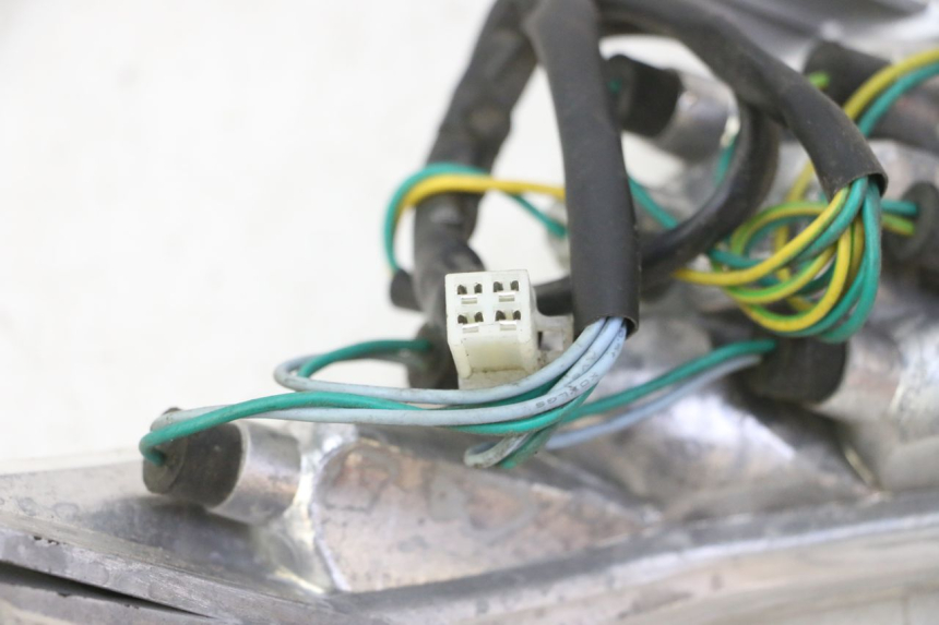 photo de FEU ARRIERE DROIT PEUGEOT VIVACITY NEW 4T 50 (2008 - 2017)