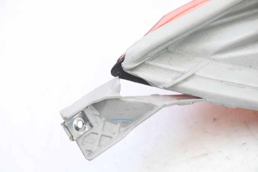 photo de FEU ARRIERE DROIT YAMAHA XMAX X-MAX 125 (2021 - 2025)