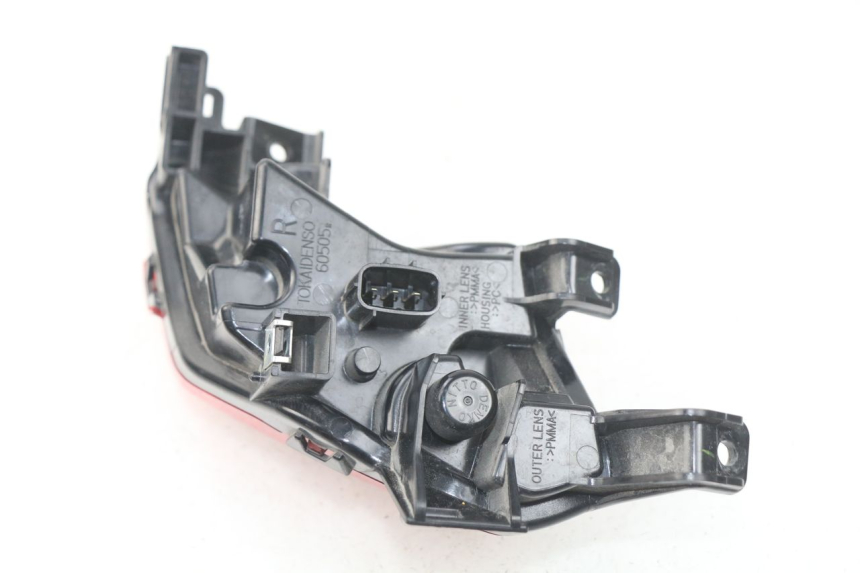 photo de FEU ARRIERE DROIT YAMAHA YP T-MAX TMAX 530 (2017 - 2020)