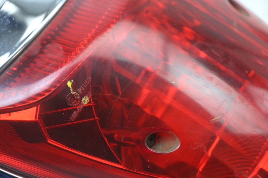 photo de FEU ARRIERE SYM FIDDLE 3 III 125 (2014 - 2020) - Zoom état d’usage