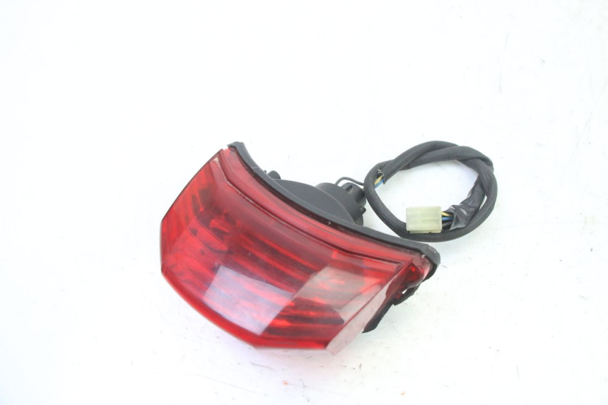 photo de FEU ARRIERE YAMAHA FZ6 FAZER S2 600 (2007 - 2011)