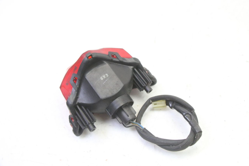 photo de FEU ARRIERE YAMAHA FZ6 FAZER S2 600 (2007 - 2011)