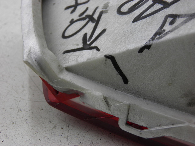 photo de FEU ARRIERE GAUCHE HONDA FES PANTHEON 125 (2003 - 2007) - Pièce contrôlée