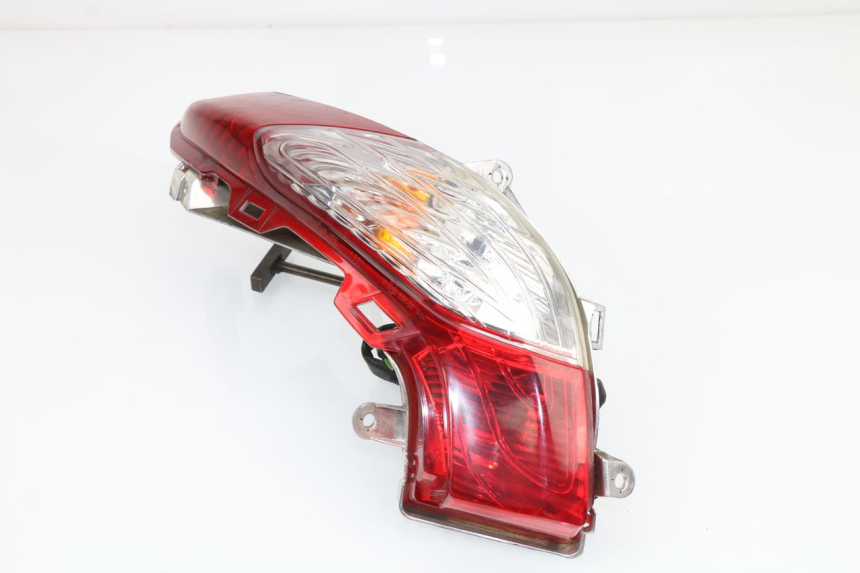 photo de FEU ARRIERE GAUCHE HONDA FES S-WING SWING ABS 125 (2007 - 2015)