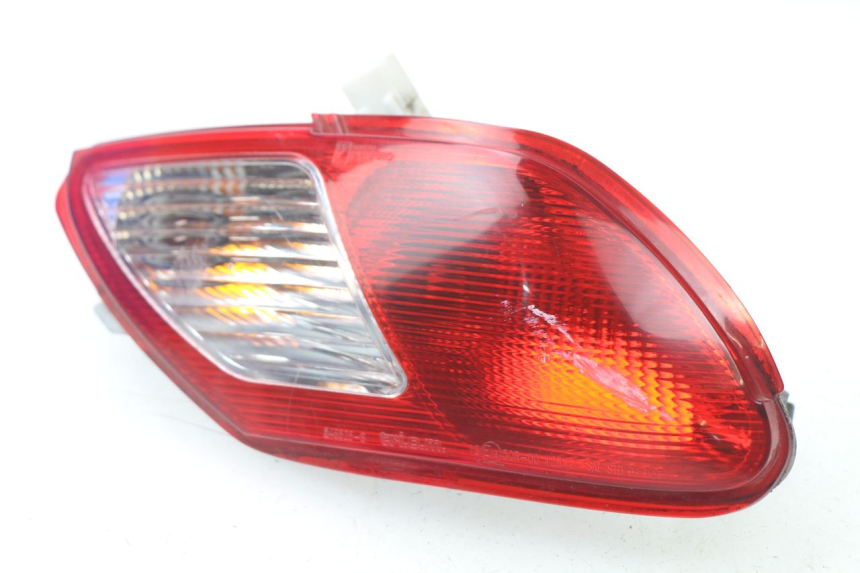 photo de FEU ARRIERE GAUCHE PIAGGIO MP3 LT 300 (2010 - 2016)