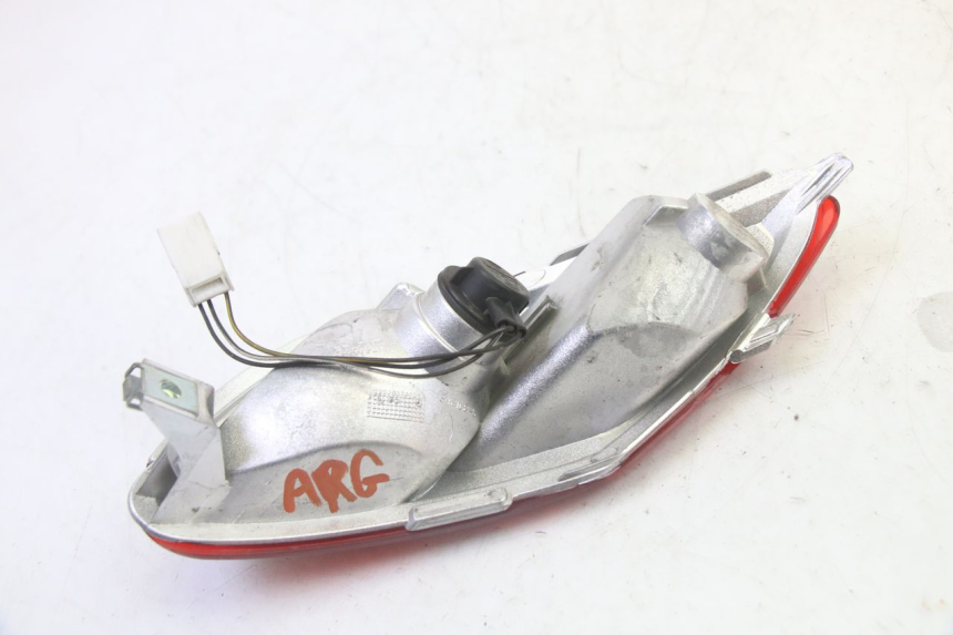 photo de FEU ARRIERE GAUCHE PIAGGIO MP3 LT 300 (2010 - 2016)
