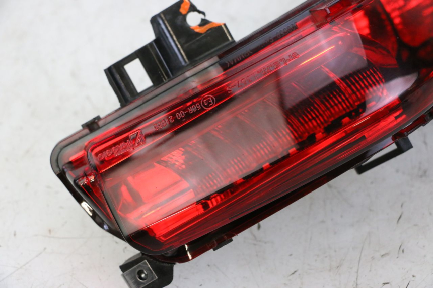 photo de FEU ARRIERE GAUCHE PIAGGIO MP3 500 (2014 - 2016)