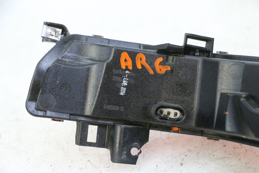 photo de FEU ARRIERE GAUCHE PIAGGIO MP3 500 (2014 - 2016)