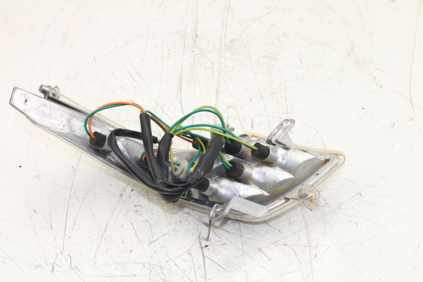 photo de FEU ARRIERE GAUCHE PEUGEOT VIVACITY NEW 4T 50 (2008 - 2017)